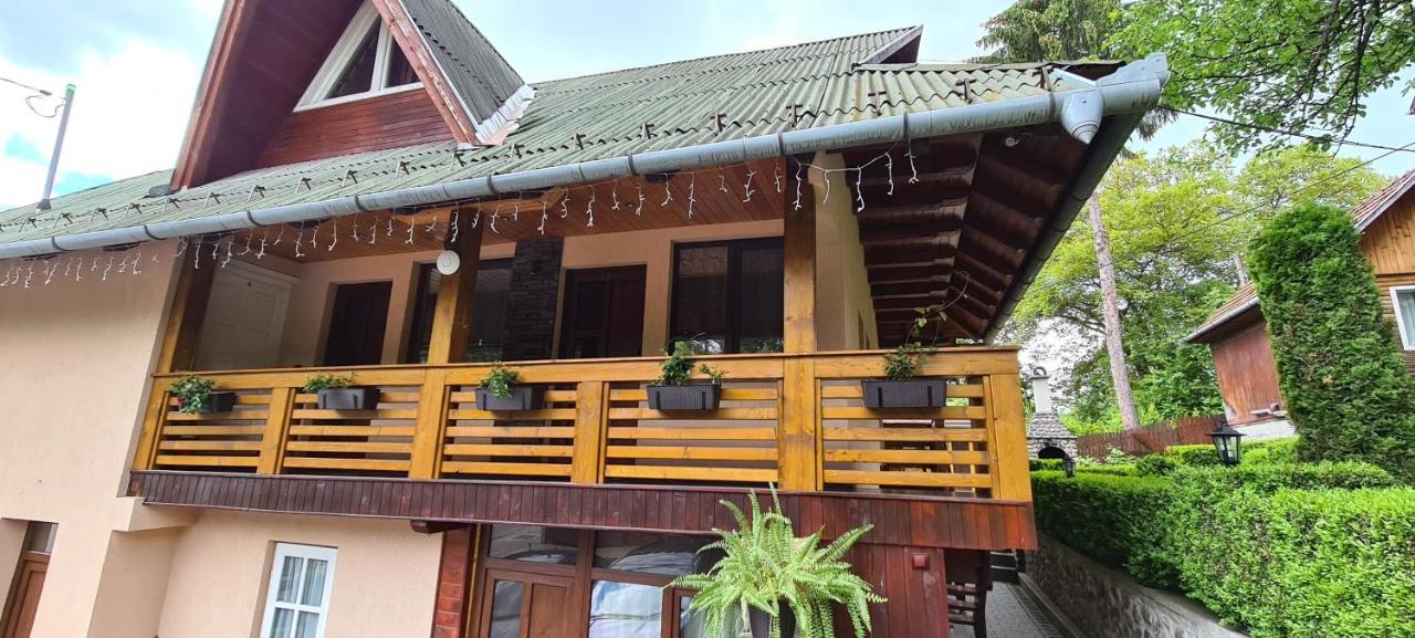 Casa Edy Hotell Sovata Exteriör bild