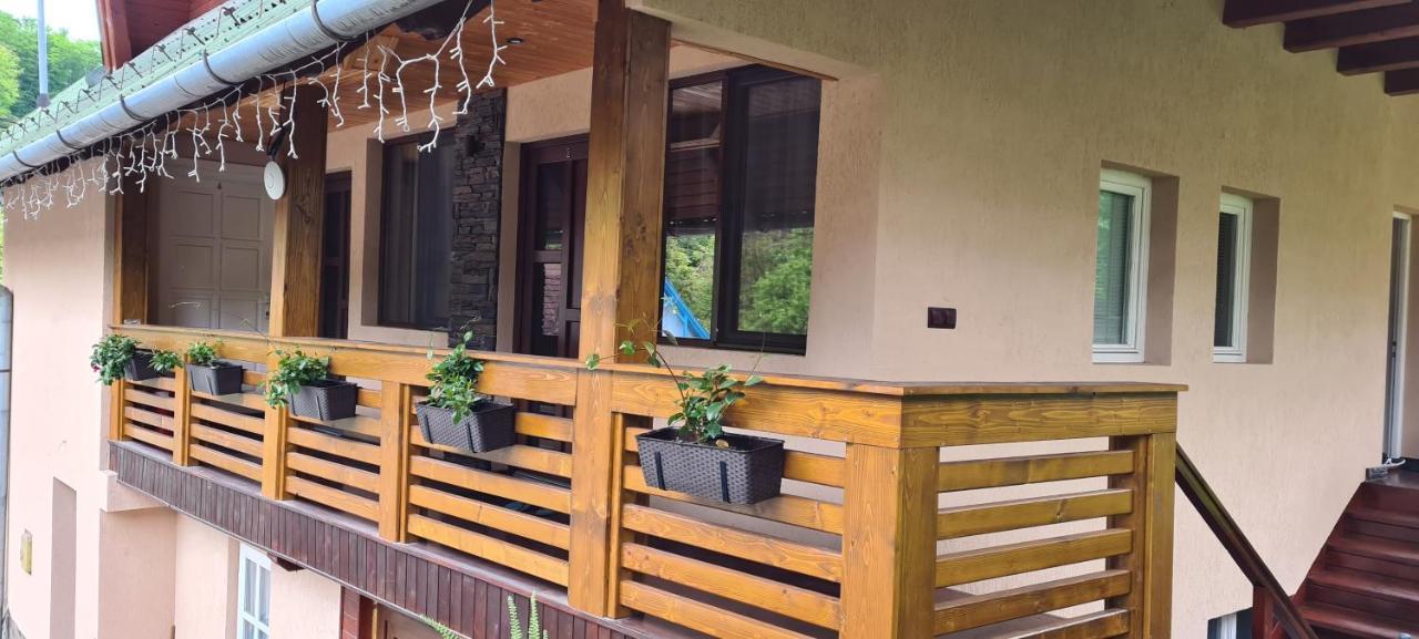 Casa Edy Hotell Sovata Exteriör bild