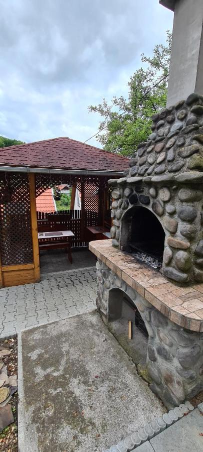 Casa Edy Hotell Sovata Exteriör bild