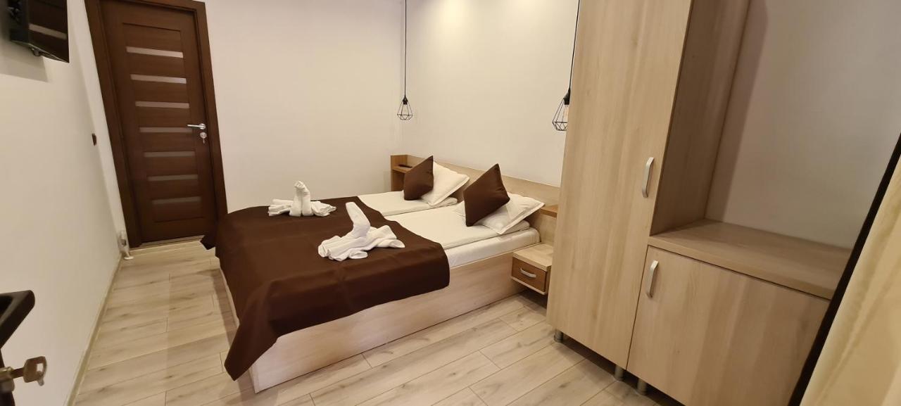 Casa Edy Hotell Sovata Exteriör bild