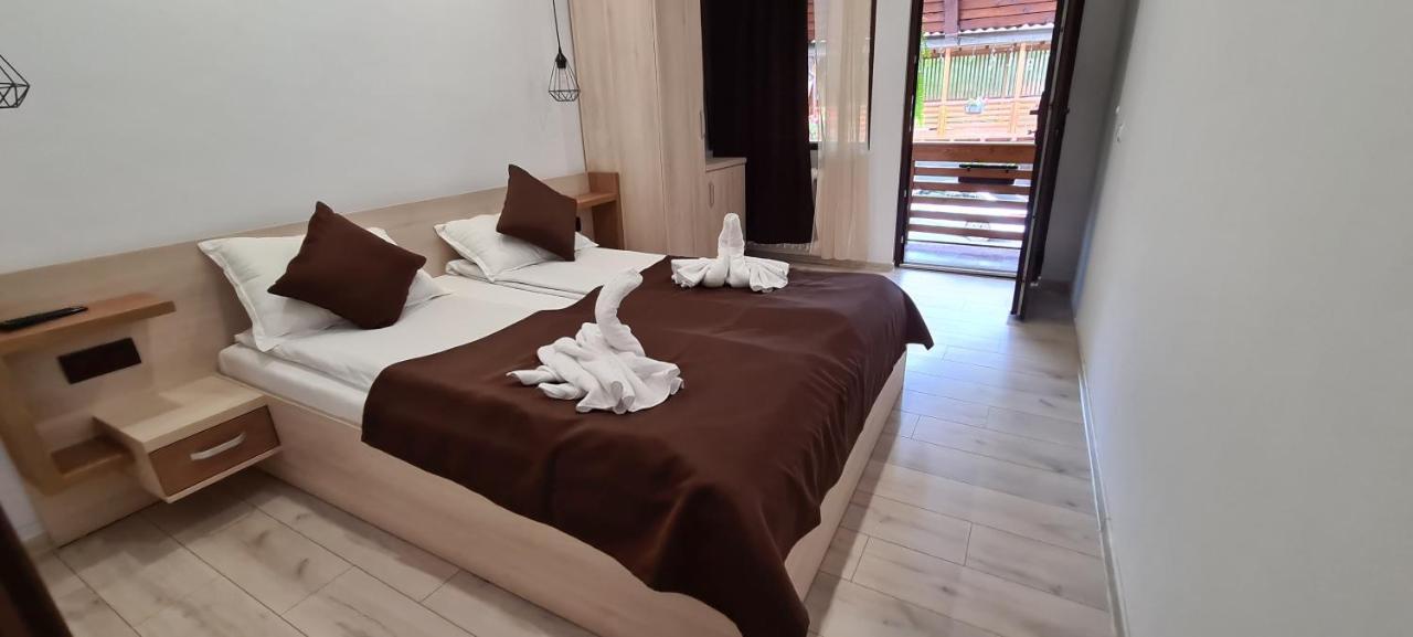 Casa Edy Hotell Sovata Exteriör bild