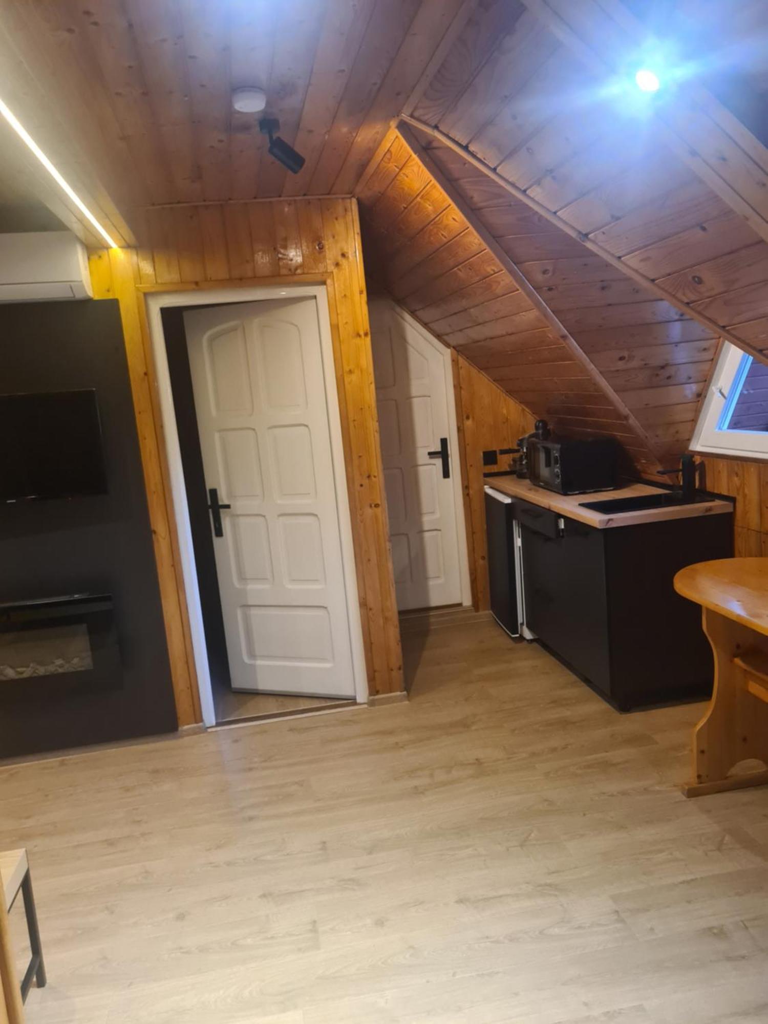 Casa Edy Hotell Sovata Exteriör bild